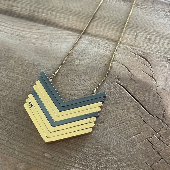 Madewell Arrowstack Necklace - Picture 4 of 7